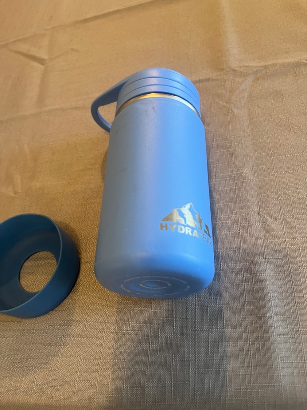 HydraPeak Sky Blue Insulated Bottle with Carry Handle